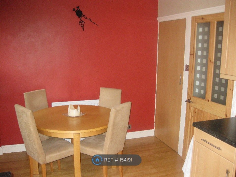 Property photo 1 of 9 Kitchen Diner