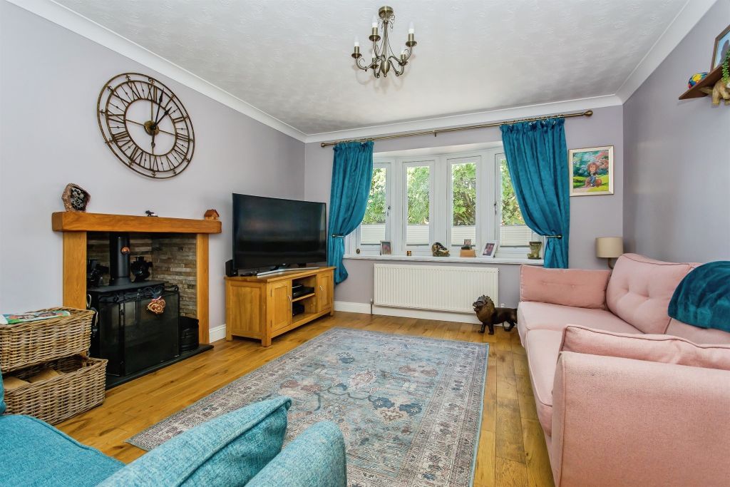 Property photo 2 of 18