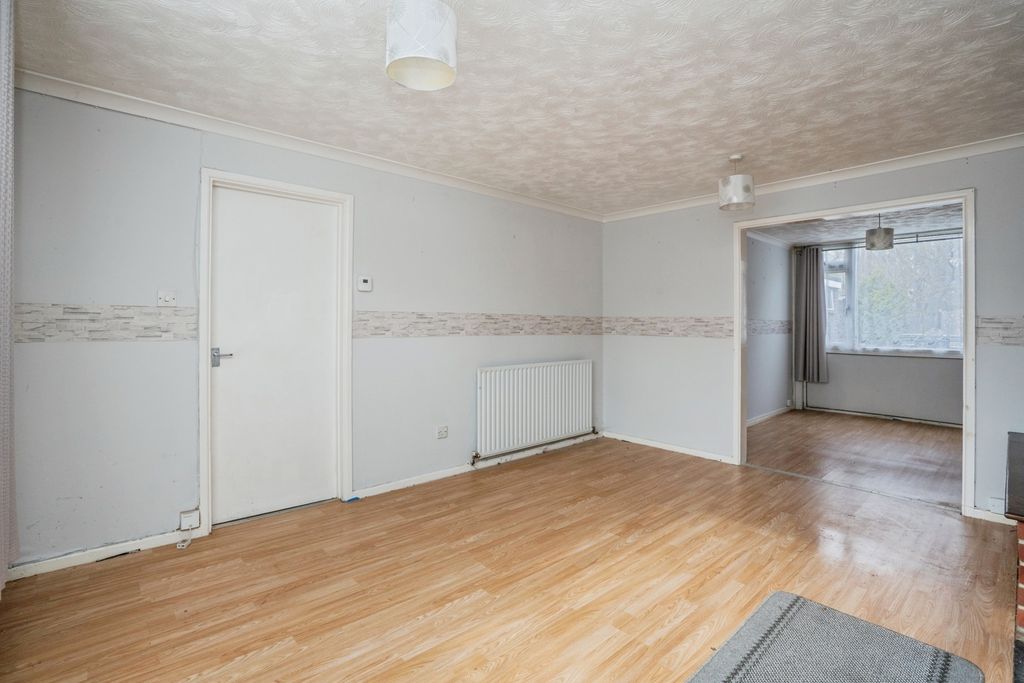 Property photo 3 of 12 Pbox-Img.Jpg