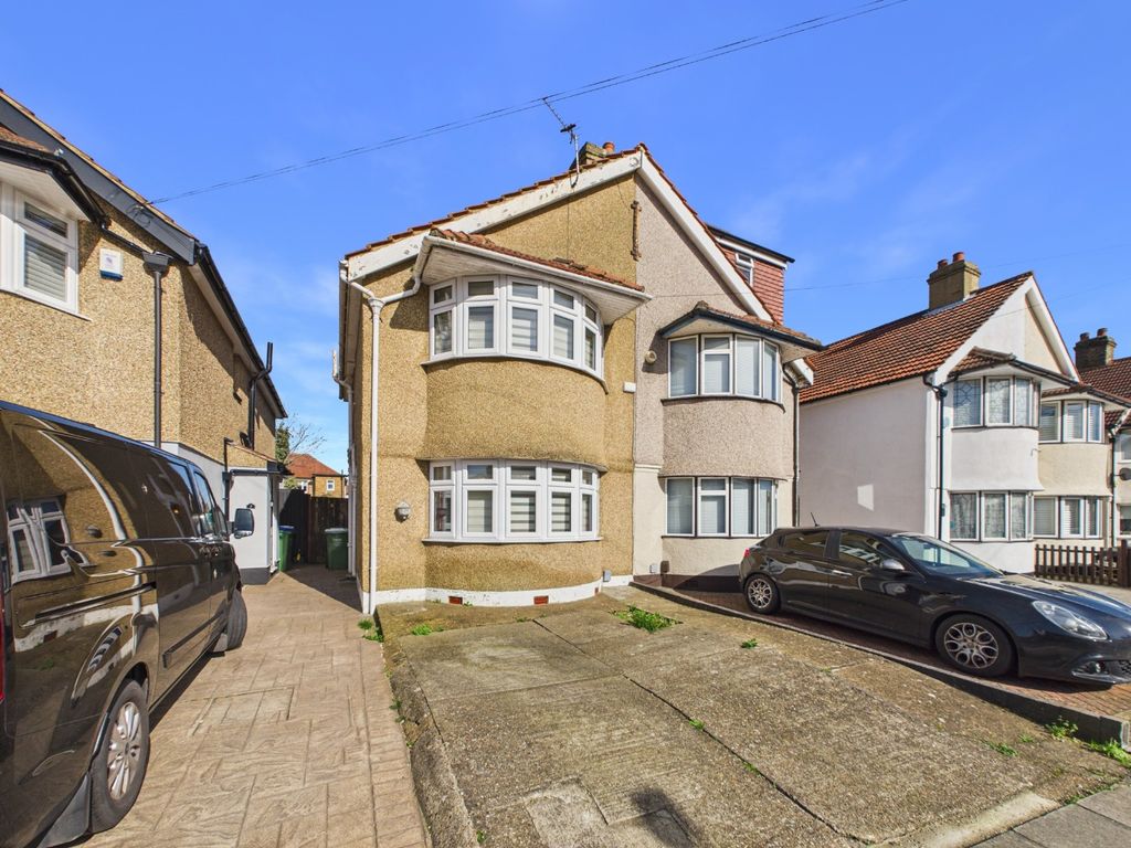 Property photo 2 of 17 4862173