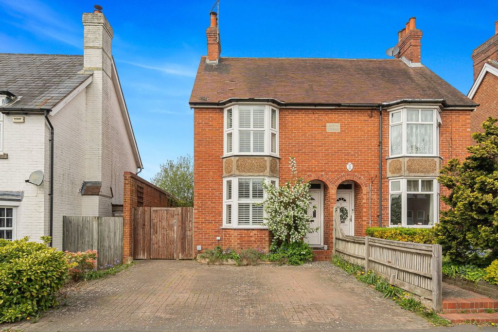 Property photo 1 of 17