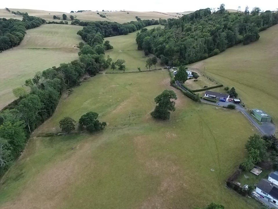 Property photo 1 of 25