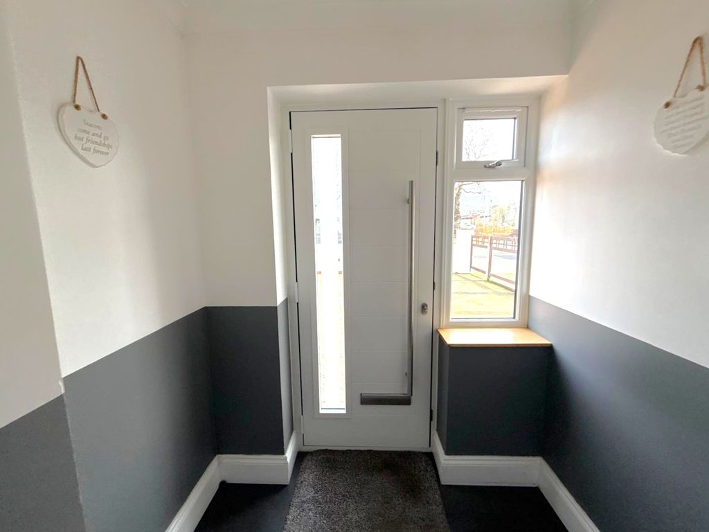 Property photo 2 of 30 Photo 8