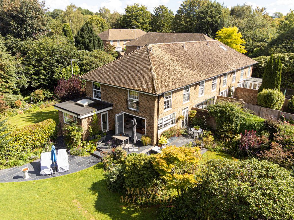 Property photo 2 of 36