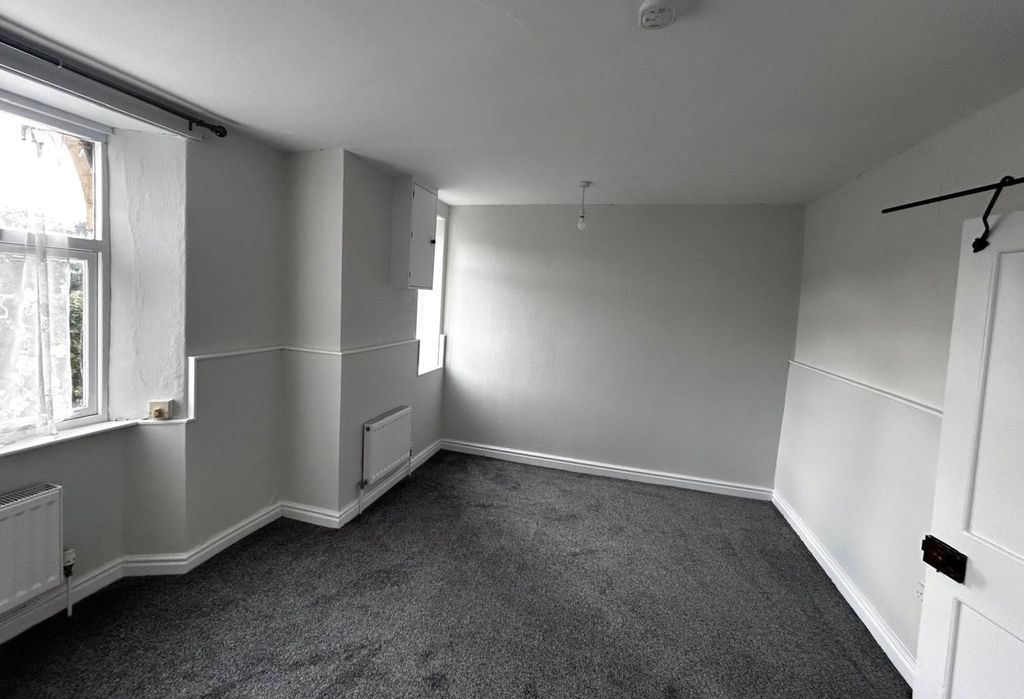 Property photo 2 of 10 Picture No. 01
