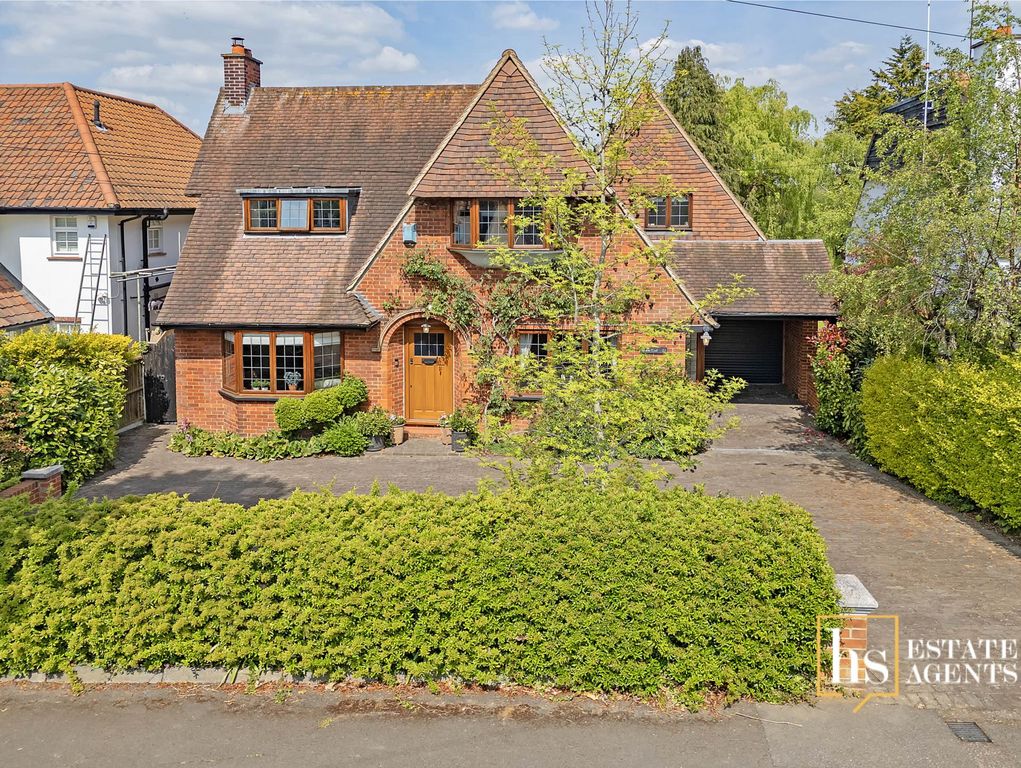 Property photo 1 of 33