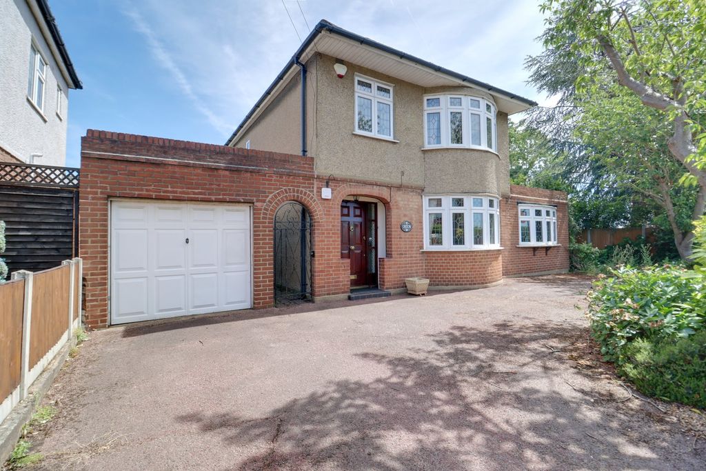Property photo 2 of 26