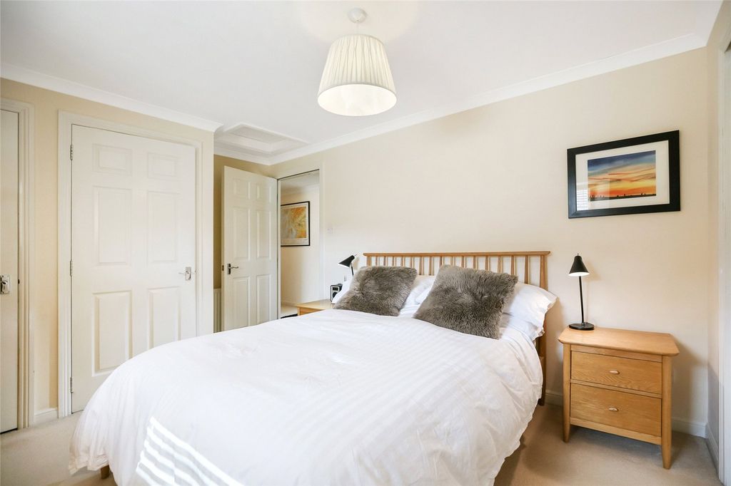 Additional image 9 of 2 bed flat for saleElderslie Gardens, Largs, North Ayrshire KA30