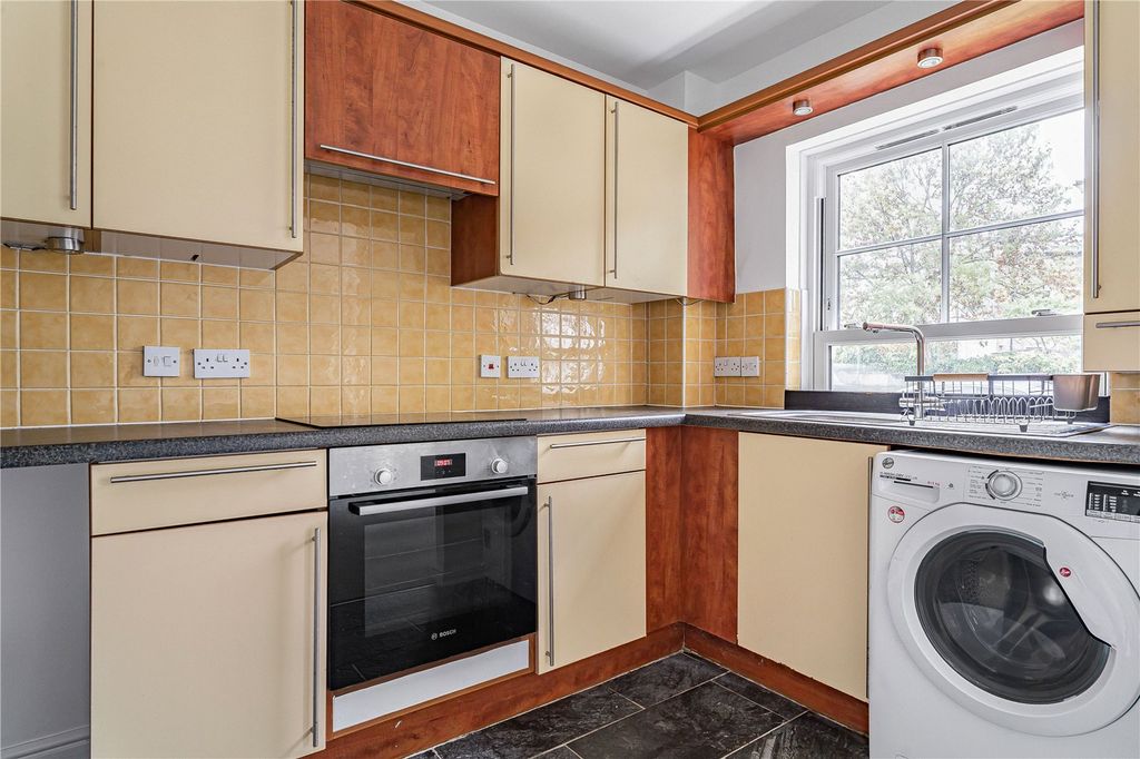 Property photo 2 of 17 Picture No. 67