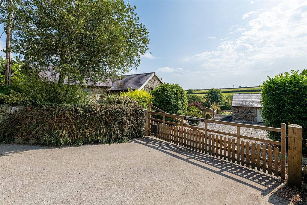 Additional image 6 of 5 bed property for saleLlannefydd, Denbigh LL16