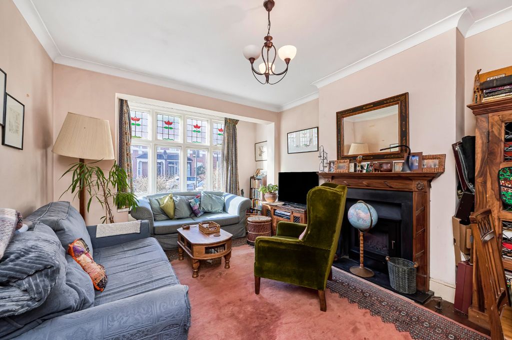 Property photo 3 of 18 Picture No. 27