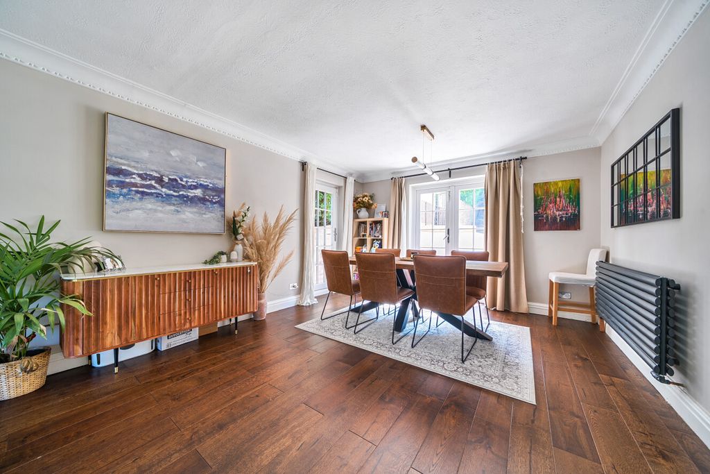 Property photo 3 of 20 1487896-11-6A4Fd9...