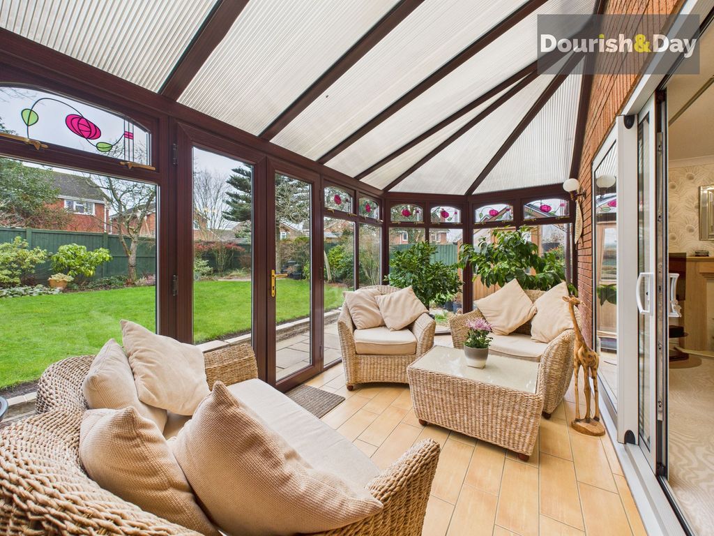 Property photo 3 of 27