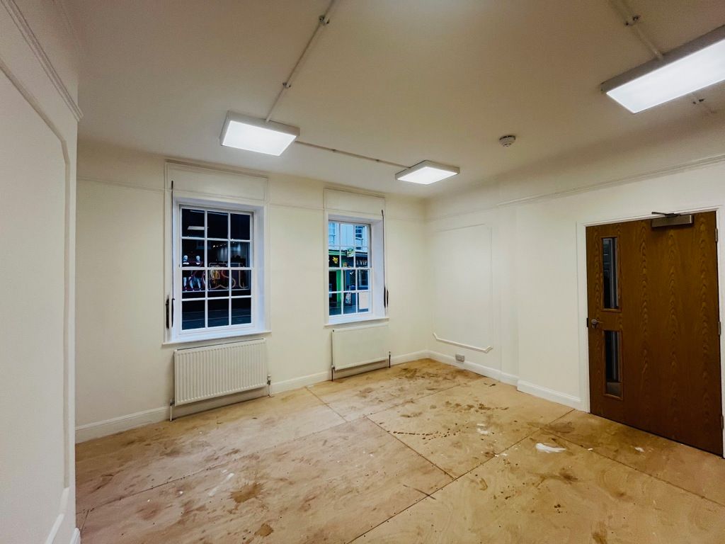 Property photo 3 of 9 Photo 3