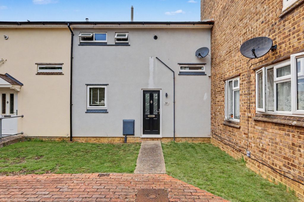 Property photo 1 of 15 5235400
