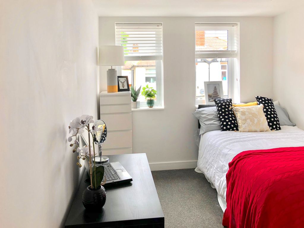 Property photo 3 of 6 12503