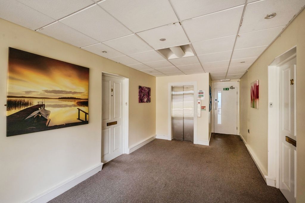 Property photo 2 of 15 Photo