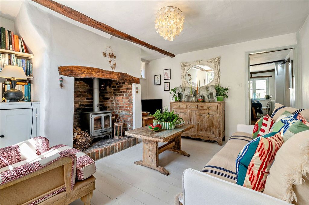 Property photo 2 of 14 Sitting Room