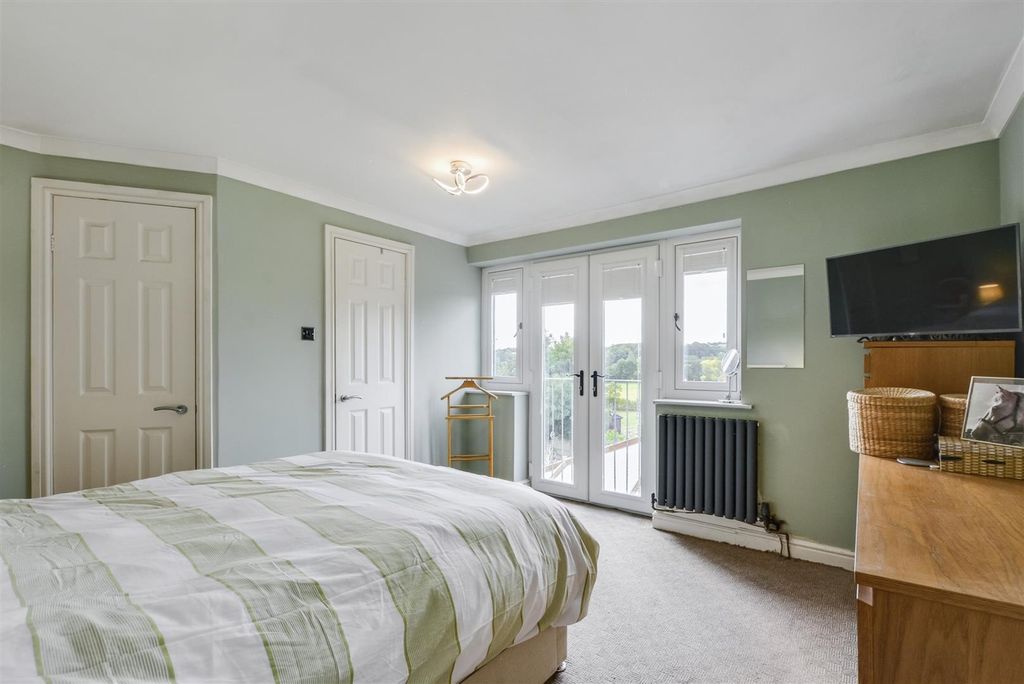 Property photo 3 of 40 Bedroom 1_1.Jpeg