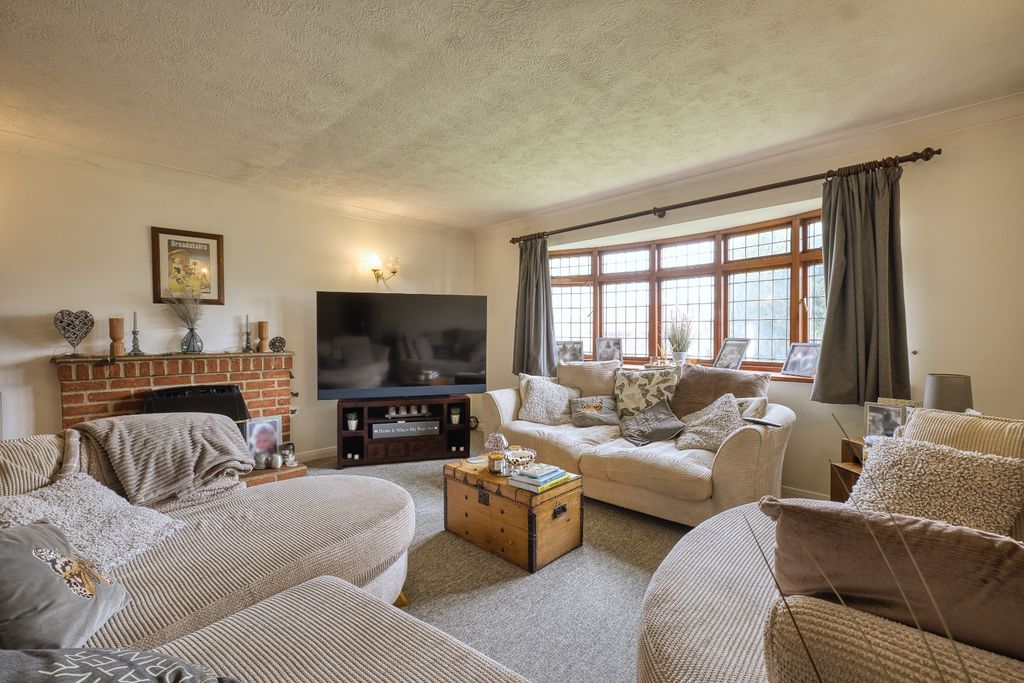 Property photo 2 of 14 Picture 2