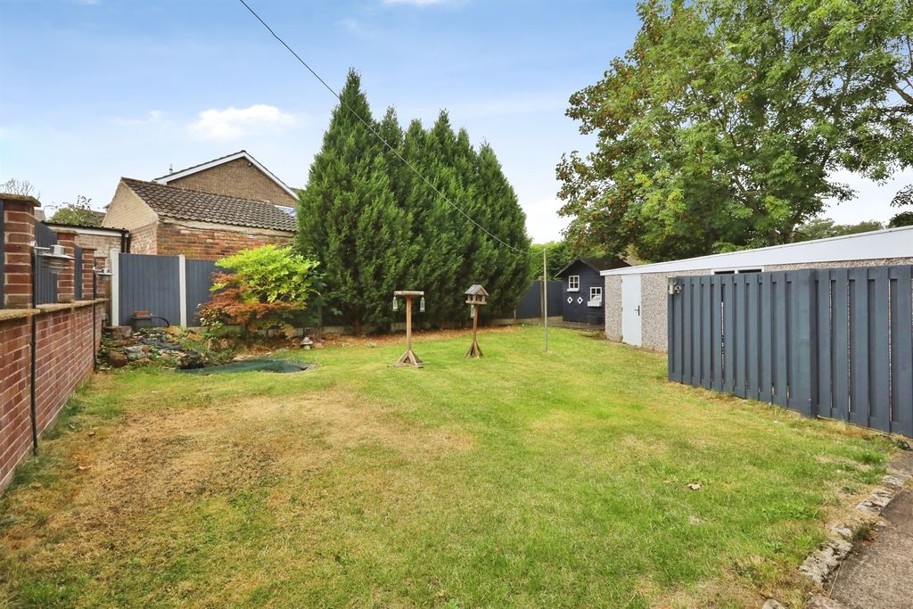 Property photo 3 of 19