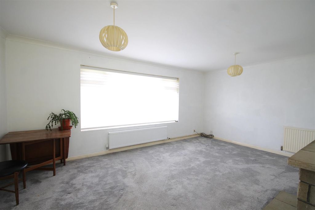 Property photo 3 of 8 .Dining.Jpg