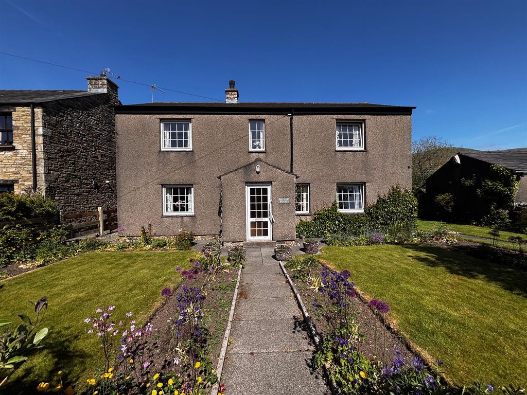 Property photo 1 of 31