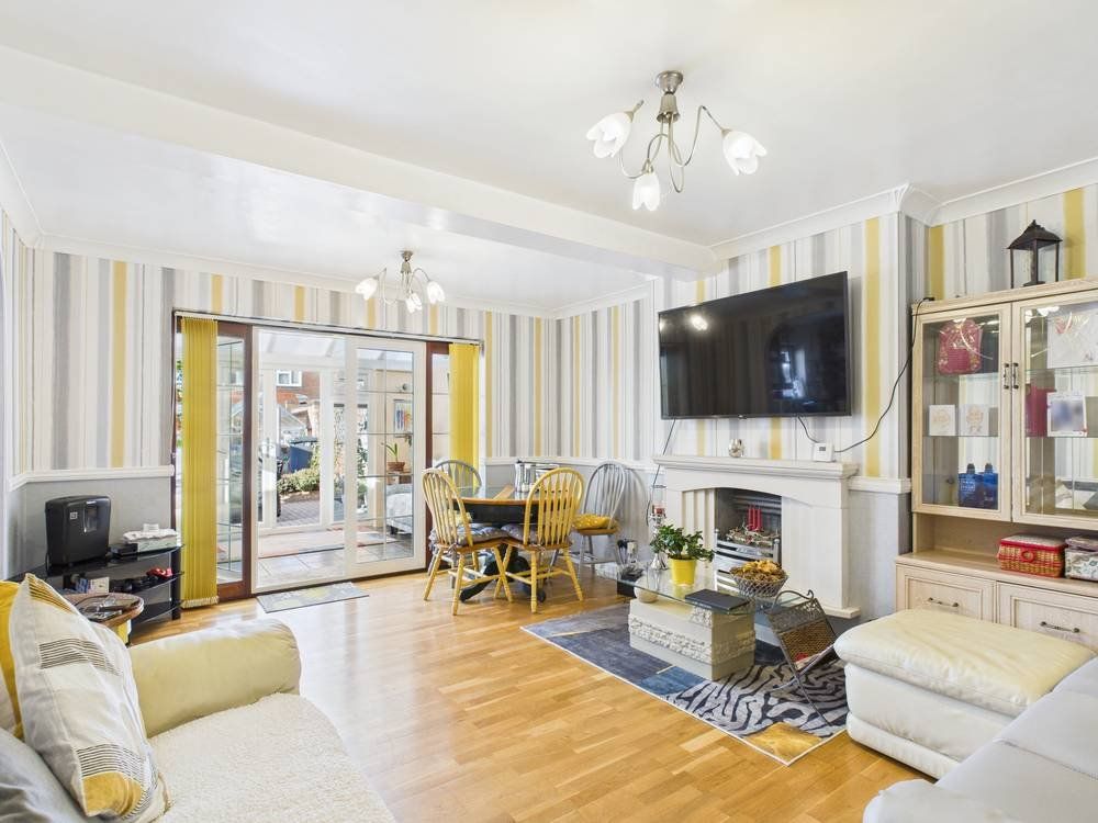 Property photo 2 of 22 Picture No. 09