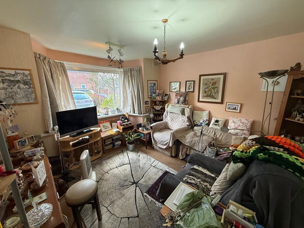 Property photo 3 of 10