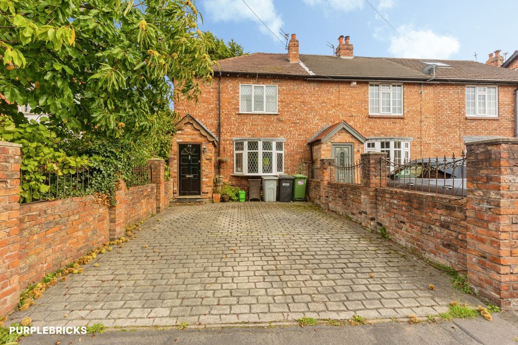 Property photo 1 of 28