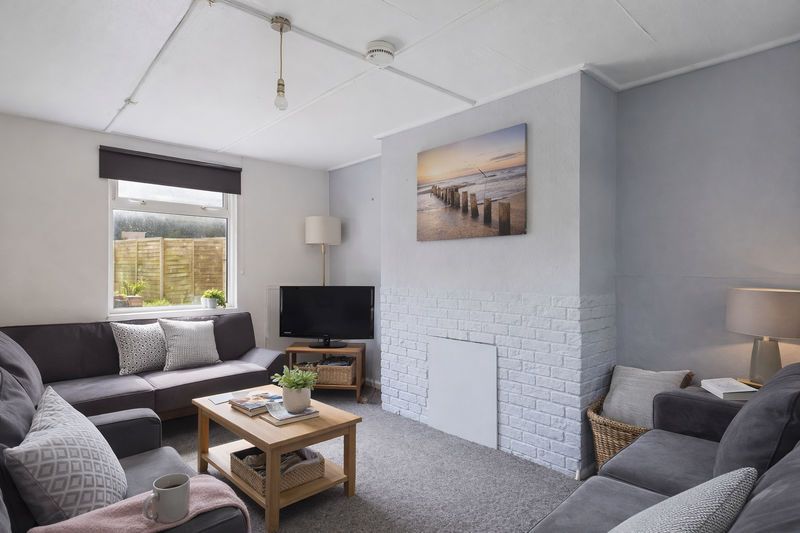 Property photo 3 of 8 Photo 14