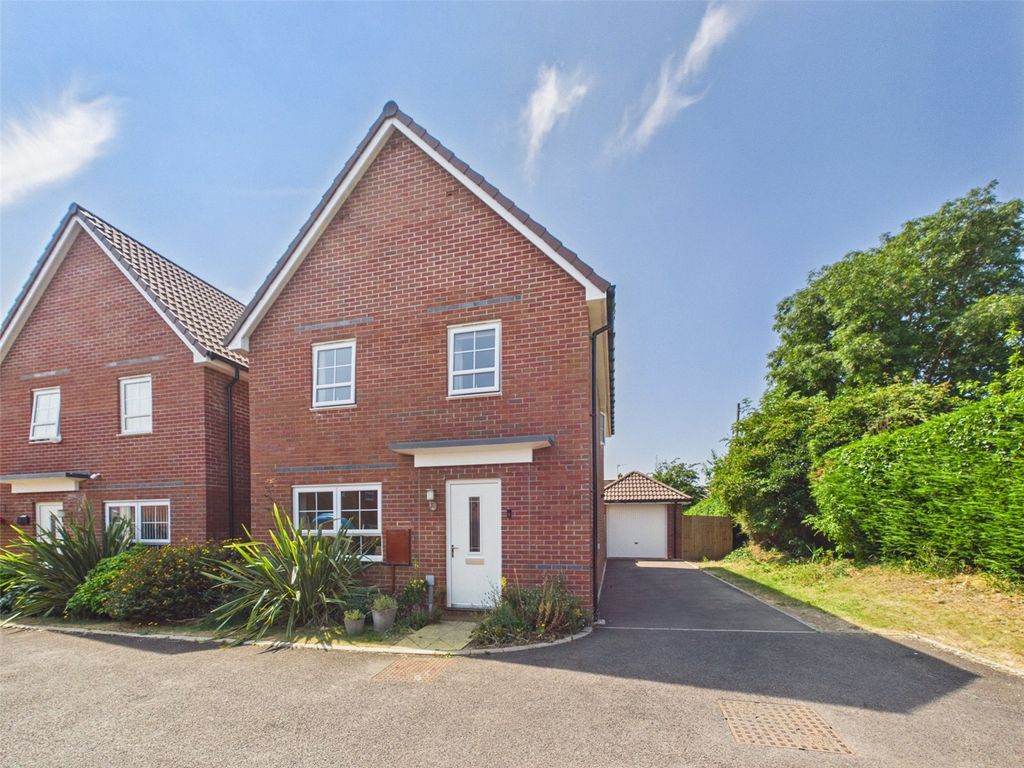 Property photo 1 of 17 Picture No. 01