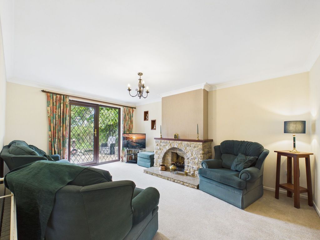 Property photo 2 of 13