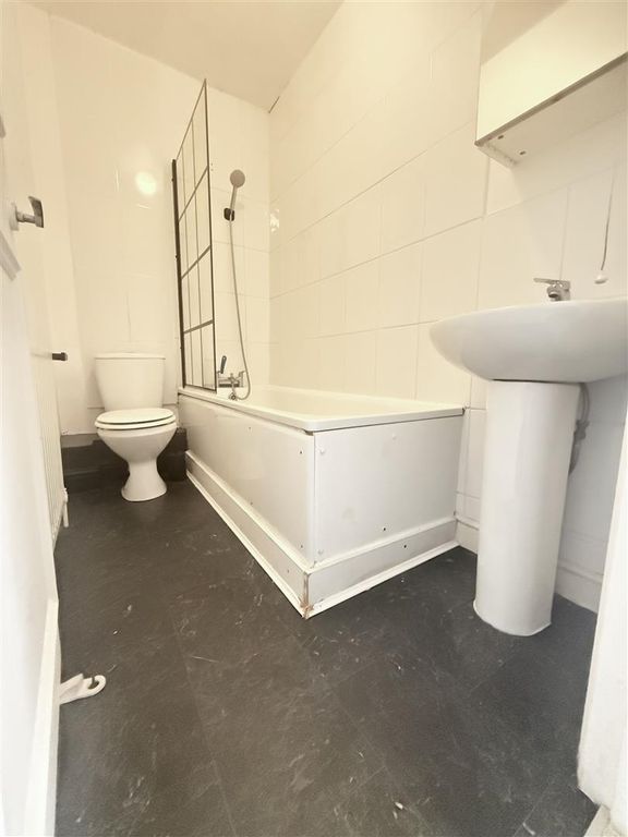 Property photo 3 of 14 Img_0954.Jpg