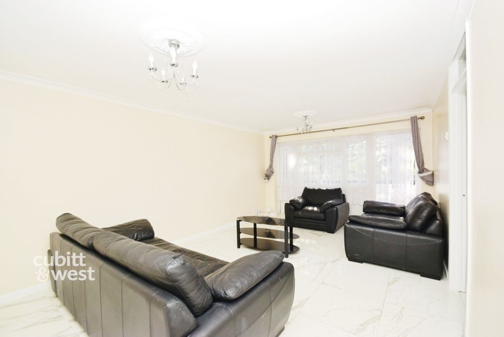 Property photo 3 of 10 Editedimage-A34F6...