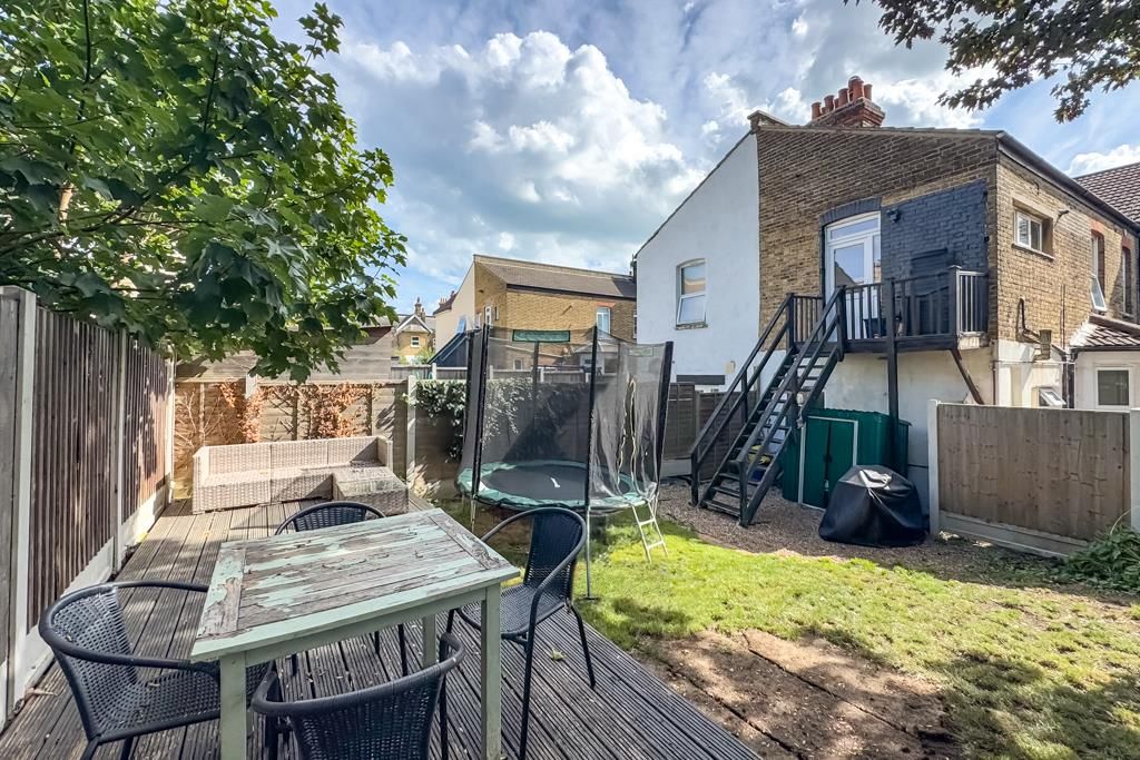 Property photo 1 of 21 Garden