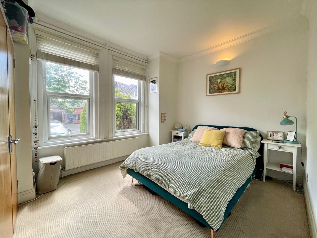 Property photo 3 of 14