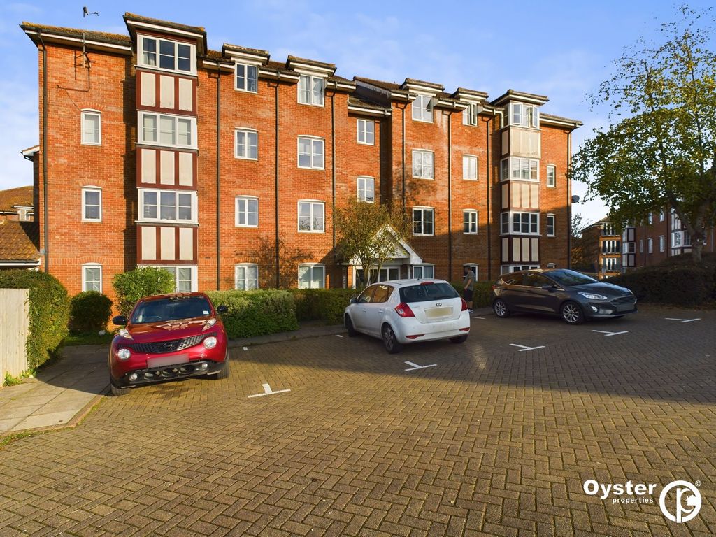 Property photo 1 of 8