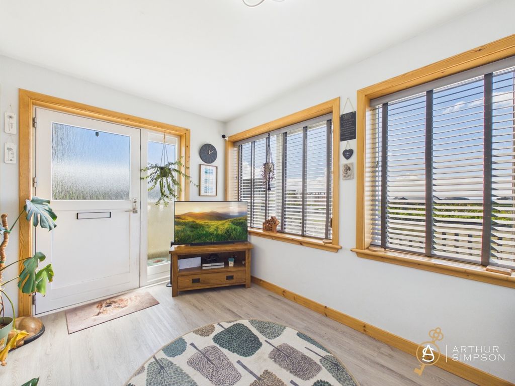 Property photo 3 of 48 5130625