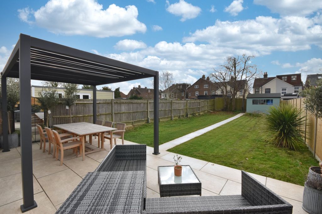 Property photo 3 of 20 Picture No. 11