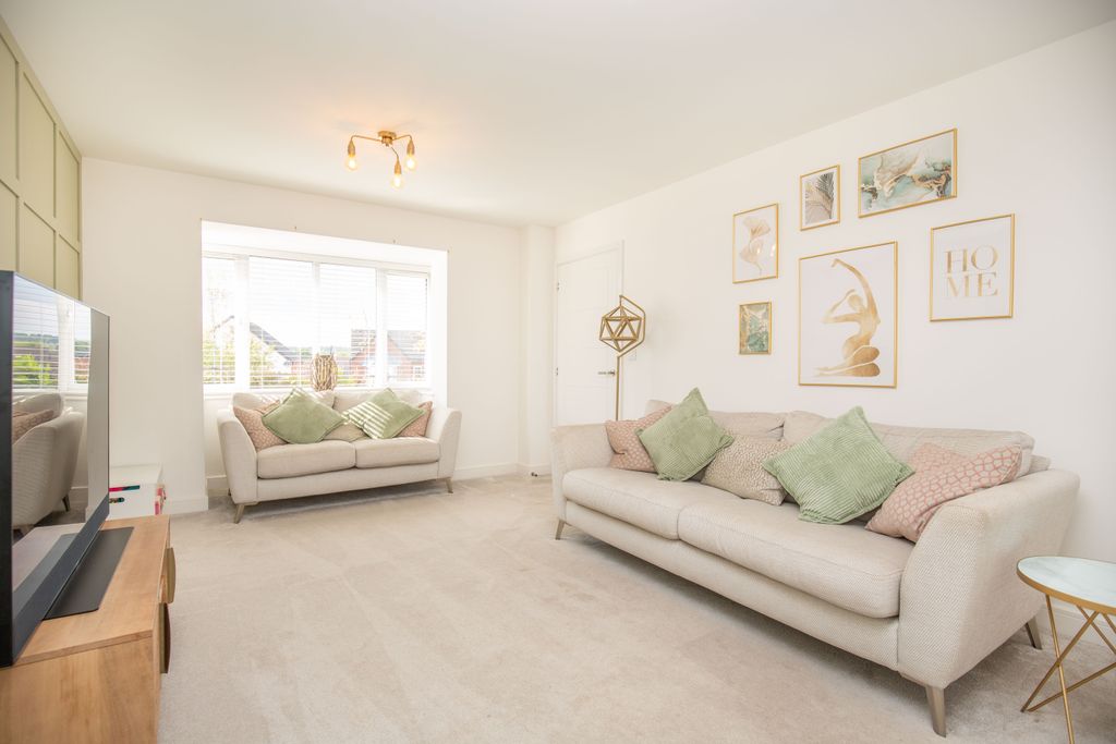 Property photo 3 of 23 Mw26-2277