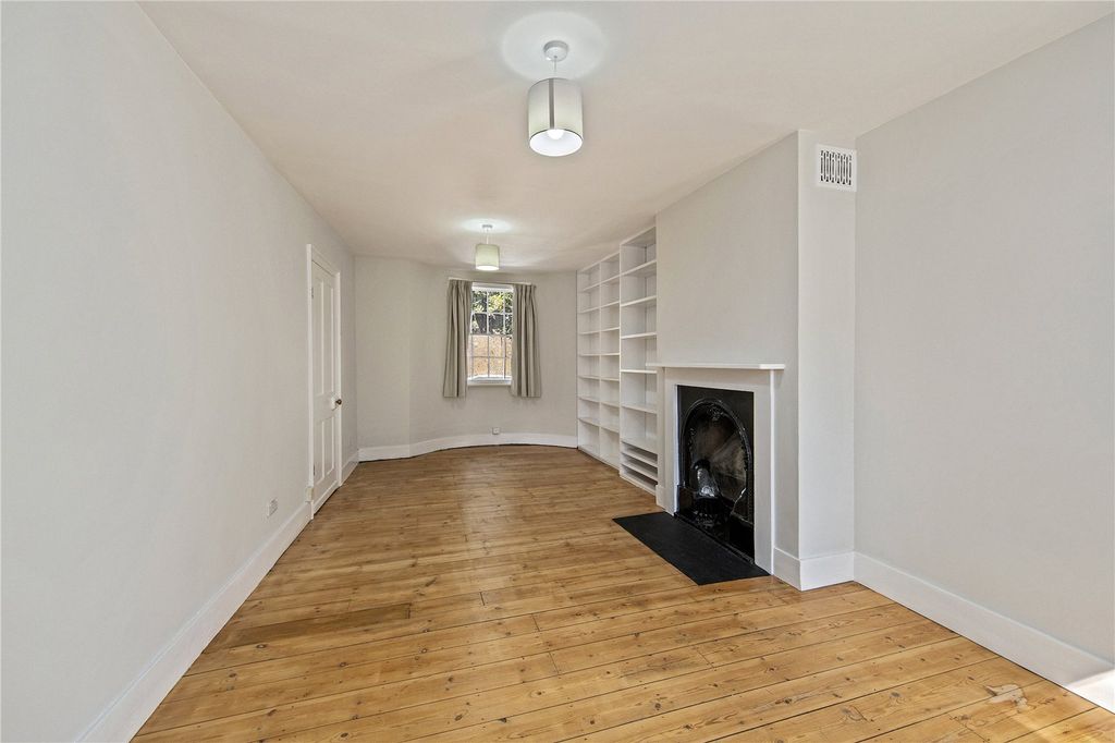 Property photo 3 of 11 Picture No. 13