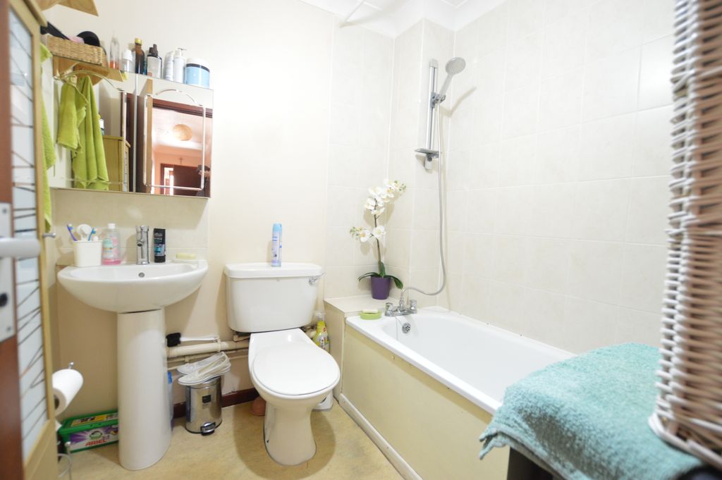 Property photo 3 of 7