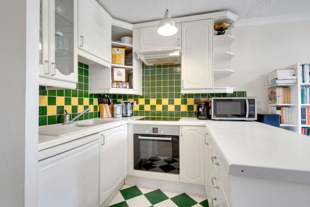 Property photo 2 of 15