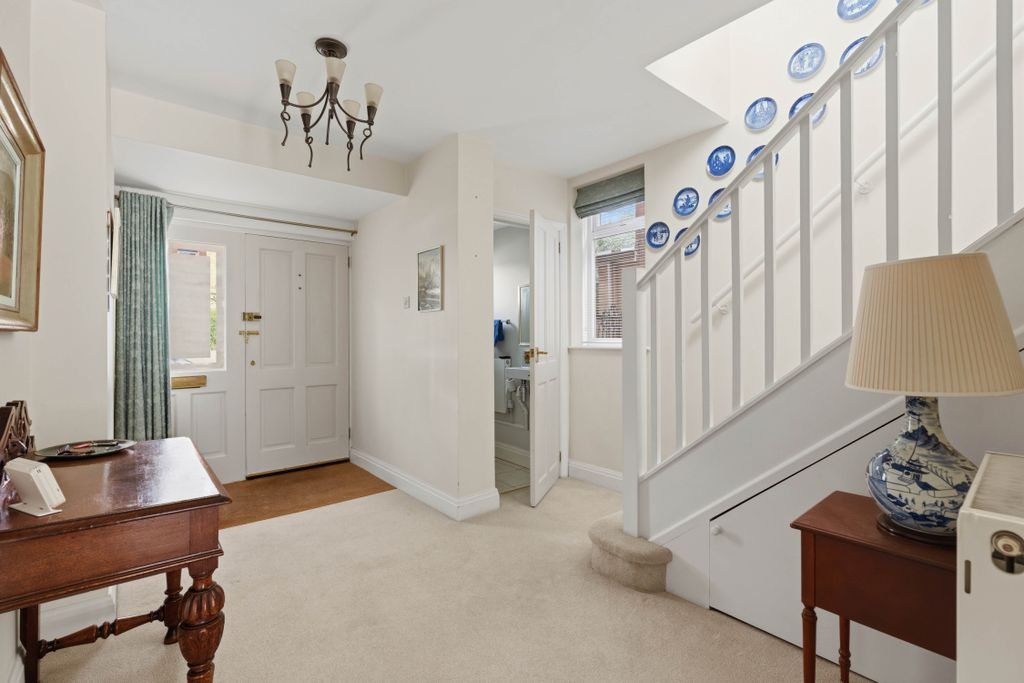Property photo 2 of 27 Hall
