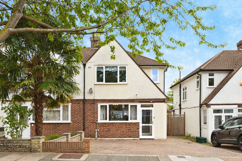 Property photo 1 of 19