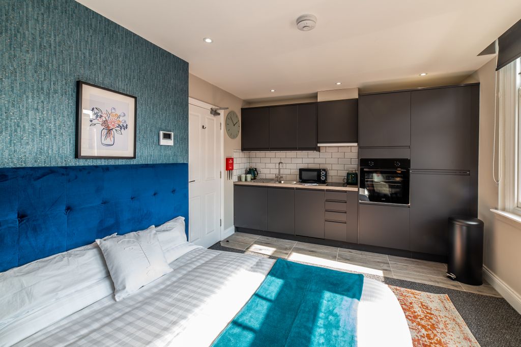 Property photo 1 of 5 Canning Place B208-003