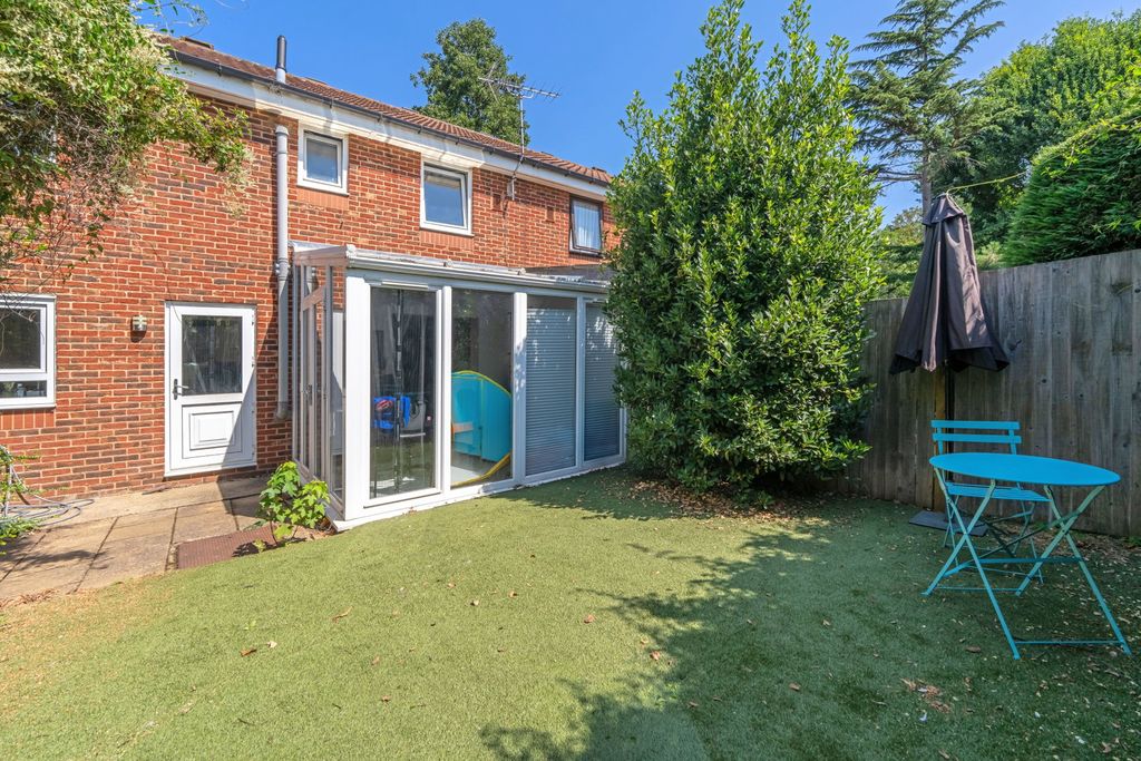 Property photo 2 of 18