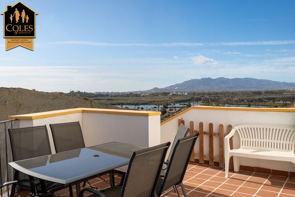 Property photo 3 of 28