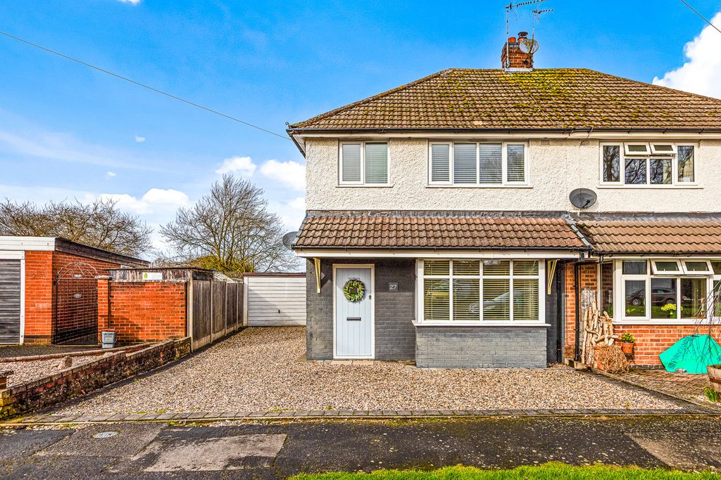 Property photo 3 of 28